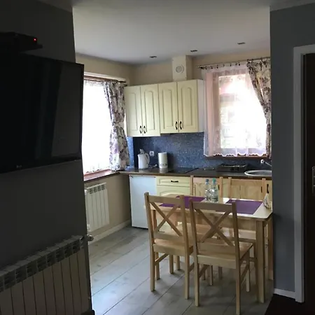 Domek Na Kamiencu Holiday home *